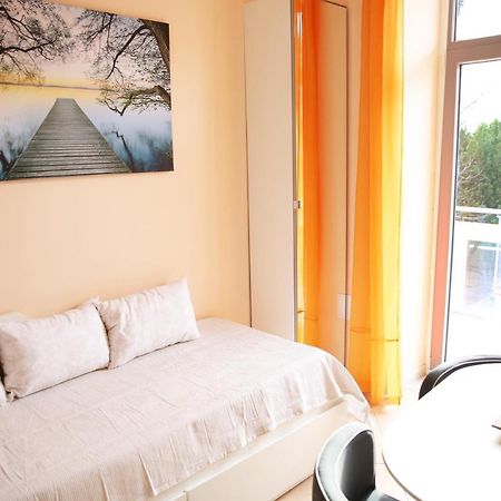 Villa Mit Whirlpool Fuer 32 Per Crikvenica Exterior foto